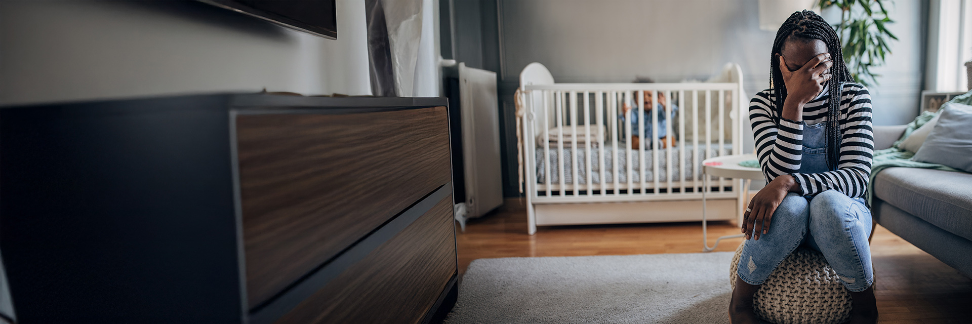 postpartum_depression_crying_woman