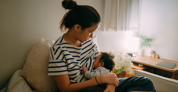 How to Know Your Baby Is Getting Enough Breastmilk