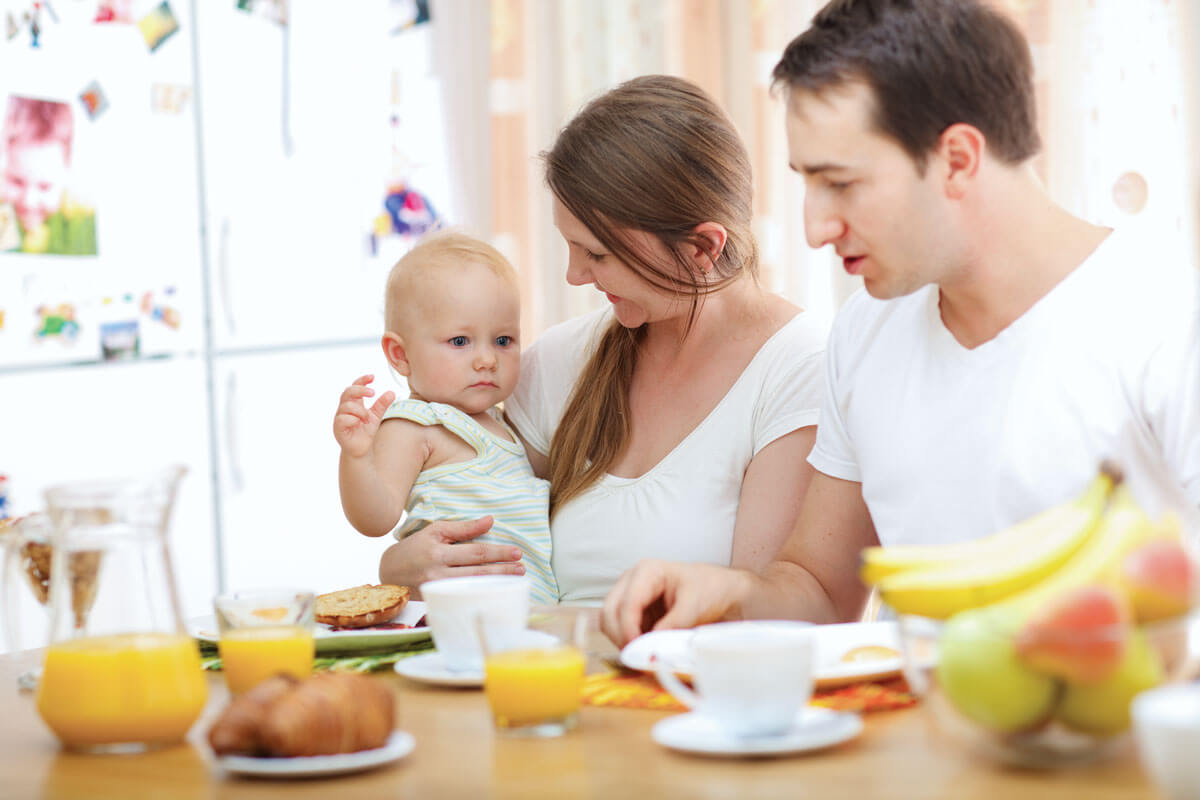 Family Eating Image